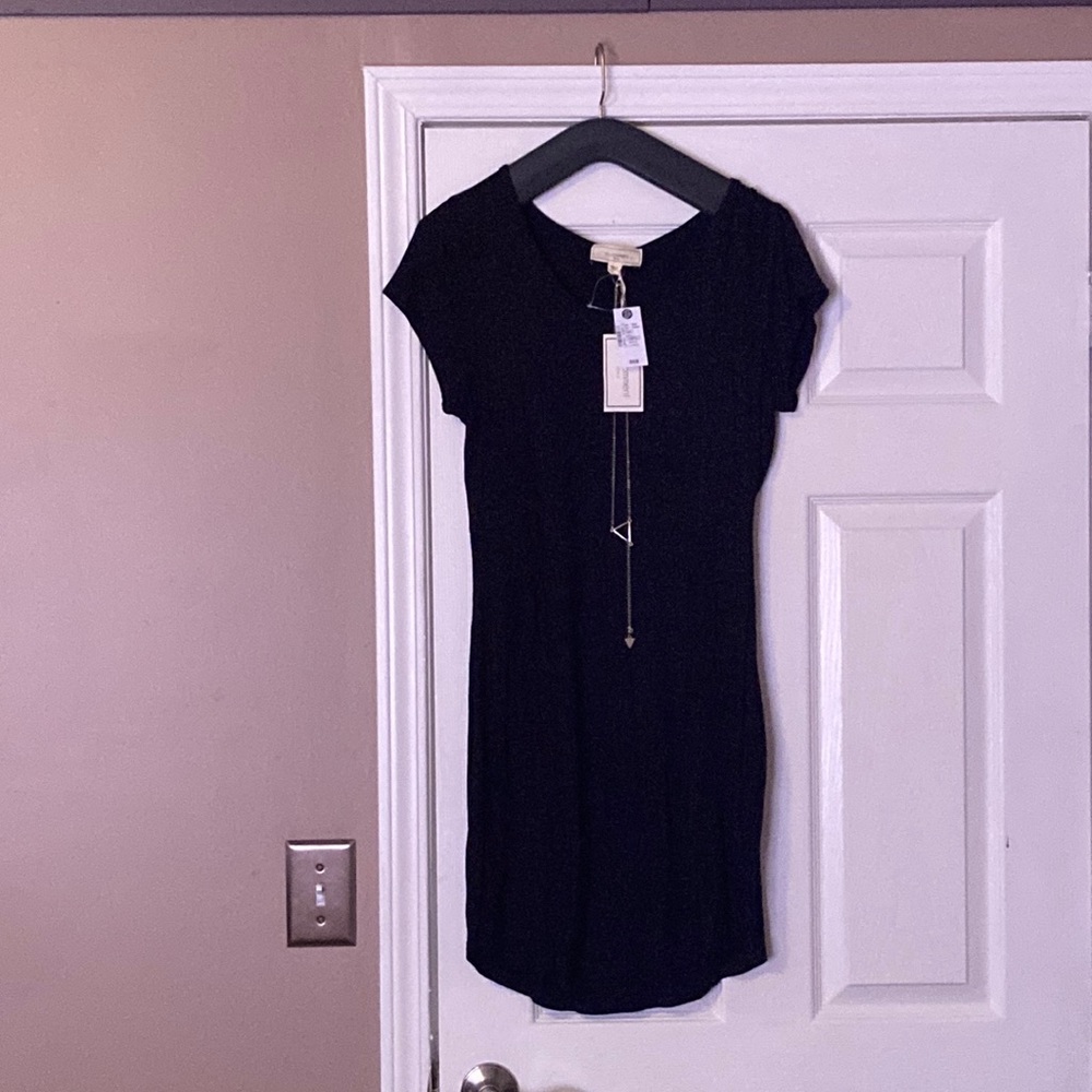 No comment Dress with Necklace